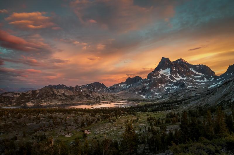 this is part of the sierra nevada or the nevada mountains.