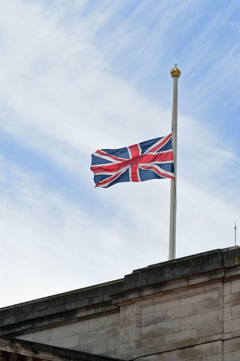 What is the meaning of "Flying at half mast"? Question about English