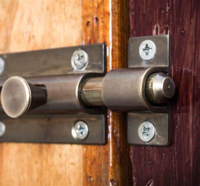 What is the meaning of " “the spring bolt hung a little on the lower