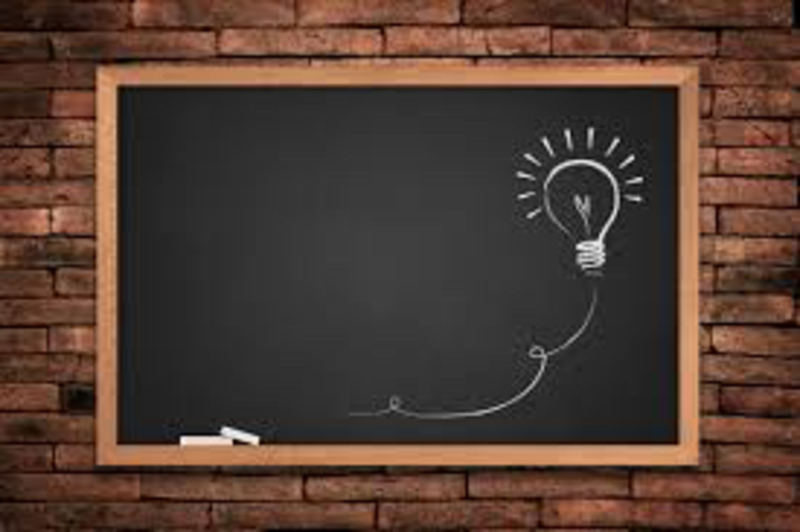 🆚What is the difference between "blackboard" and "whiteboard