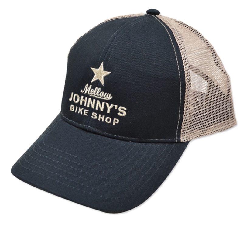 whats the difference between baseball cap and trucker hat in USA HiNative