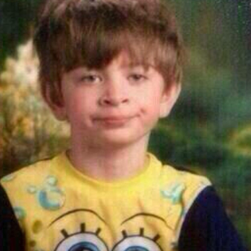 pursed her lips (can you show how)】とはどういう意味ですか？ 英語 (アメリカ)に関する質問