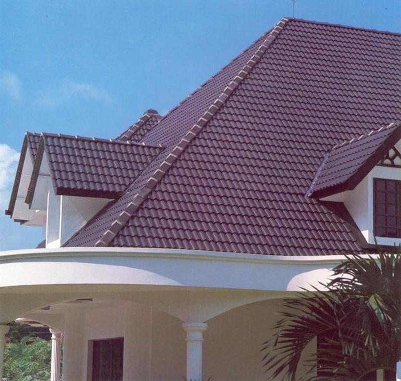 ¿Cuál es la diferencia entre "azotea" y "techo" y "tejado" ? "azotea