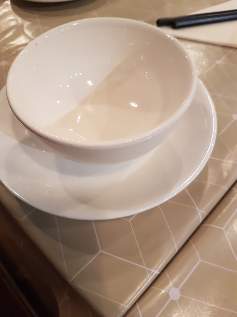 saucers是什么意思