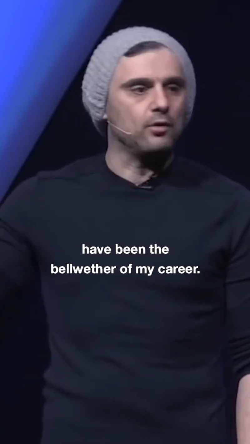 What is the meaning of " Bellwether "? Question about English (US