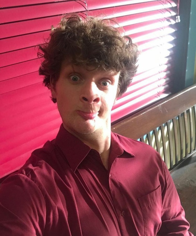 whatsthenameofwhathisdoing